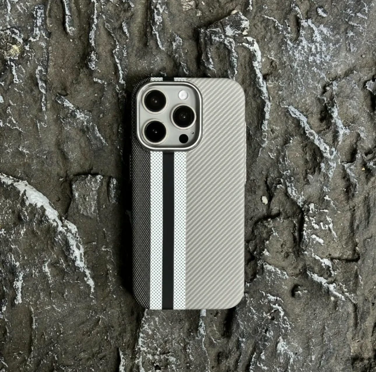 Carbon Fiber MagSafe Cover